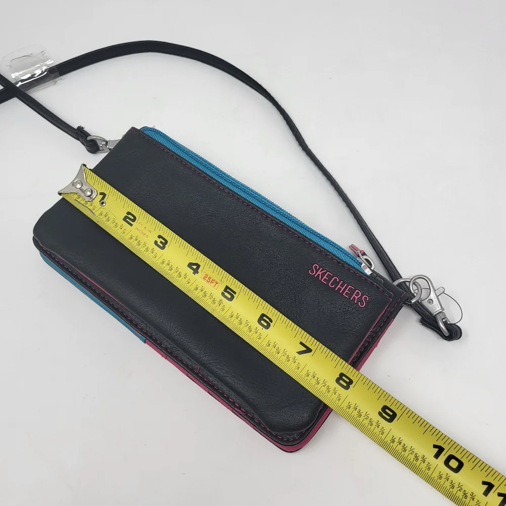 Skechers‎ Crossbody Detachable Straps Credit Card Holder Zip Pouch New Black